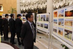 “情系椰海银沙”摄影图片展在利雅得举办